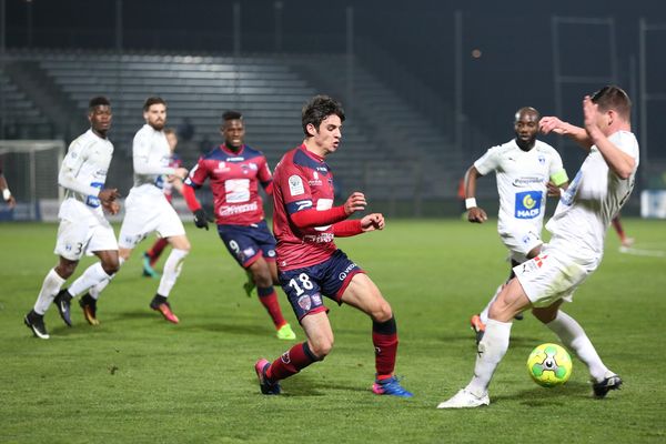 Les chamois Niortais ont battu le Clermont-Foot 0 à 1