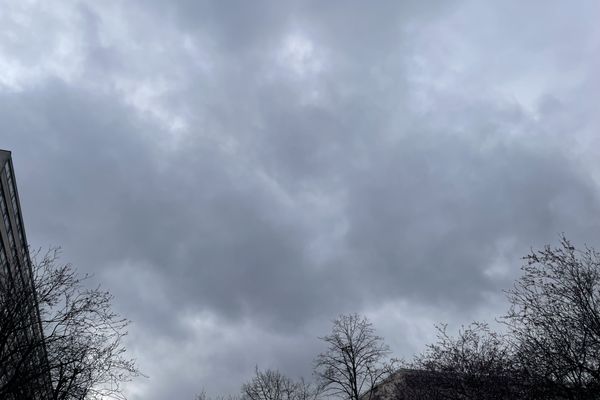 Ciel plus qu'encombré à Mons-en-Barœul