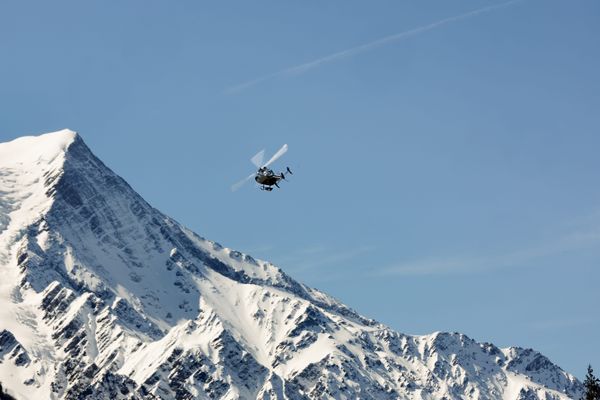 Un secours en hélicoptère lors de l'avalanche aux Contamines-Montjoie le 9 avril 2023