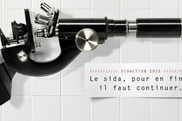 Le slogan de cette campagne 2015 : « La seule arme qui peut vaincre le sida, c’est la recherche »