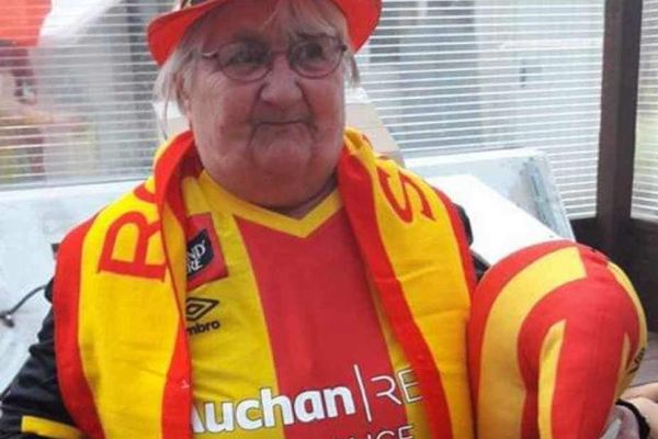 Mamie RCL ou "mémé Liévin" est décédée, doyenne des supporters du RC Lens.