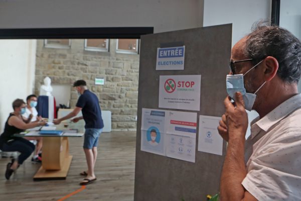 Photo d'illustration-Aux beaux jours, la troisième vague sera t-elle derrière nous? C'est maintenant que ça se décide pour maintenir, ou non, les élections régionales et départementales en juin prochain.