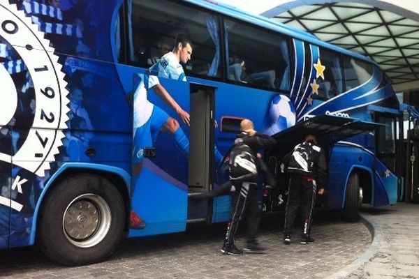 Les joueurs de l'En Avant de Guingamp sont arrivés à Minsk bord du bus du Dinamo