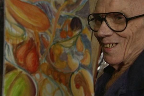 André Helluin passe chaque jour de la semaine dans son atelier. A 86 ans, il est toujours animé par la même passion