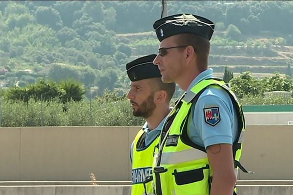 La gendarmerie accentue les contrôles routiers, notamment pour les deux roues, sur les routes des Alpes Maritimes