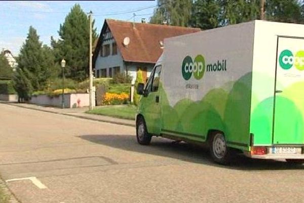 La camionnette Coop en tournée en Alsace du Nord