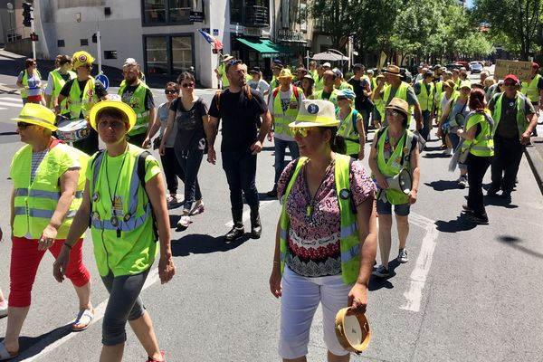 Les gilets jaunes étaient environ 200 dans les rues de Clermont-Ferrand.