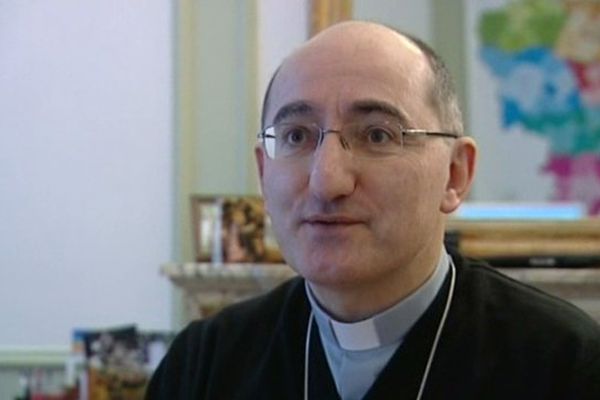 Mgr. Giraud évêque de Soissons