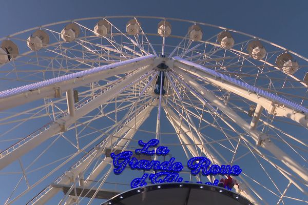 Illustration. La grande roue d'Ajaccio.