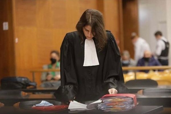 Francesca Seatelli, sur les bancs de la défense.