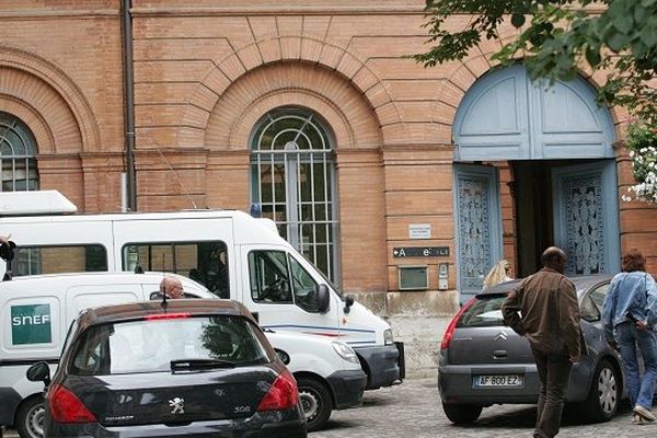 Au terme de cinq journées de débat, la cour d'assises de Montauban a condamné les deux meurtriers à trente ans de prison. 