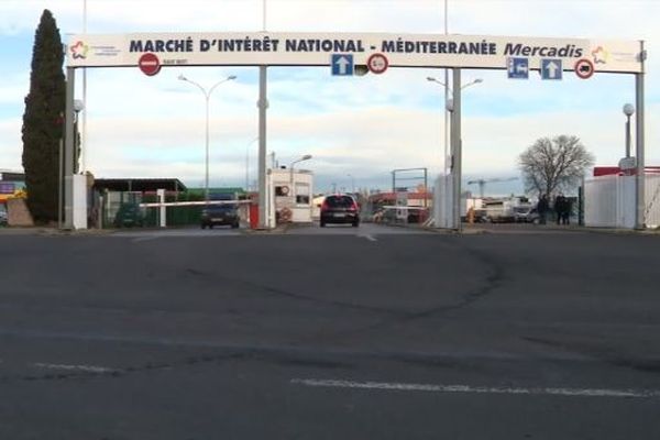 Au marché d’intérêt national de Montpellier, les grossistes s'adaptent pour écouler leurs stocks - décembre 2020 