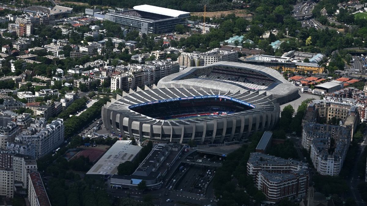 Vente au profit de la Fondation PSG, Sale n°4386, Lot n°12