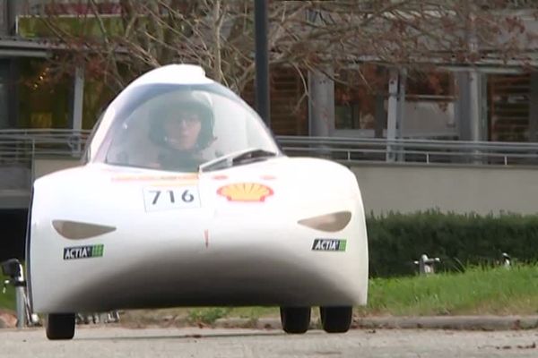 La voiture du futur ressemblera sans doute à ce véhicule : légère, sobre et aérodynamique