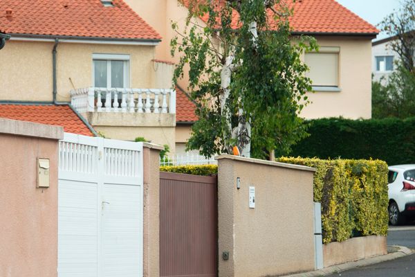 Jeune Homme Tue Par Balles Pres De Clermont Ferrand Ce Que L On Sait De L Enquete