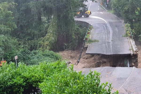 Le pont Maïssa a cédé sous la force du Boreon