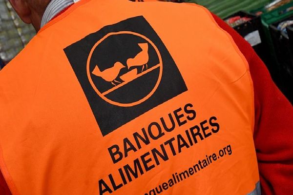 La Banque Alimentaire du Rhône fonctionne : "On est à la manoeuvre mais en équipe réduite," (Patrick Charvin). "Pas de panique, on assure la continuité du service !"