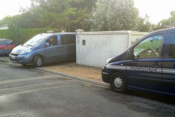 Le feu s'est déclaré vers 16 h 15 dans un pavillon, situé rue de Reims, à Hermanville-sur-Mer. 