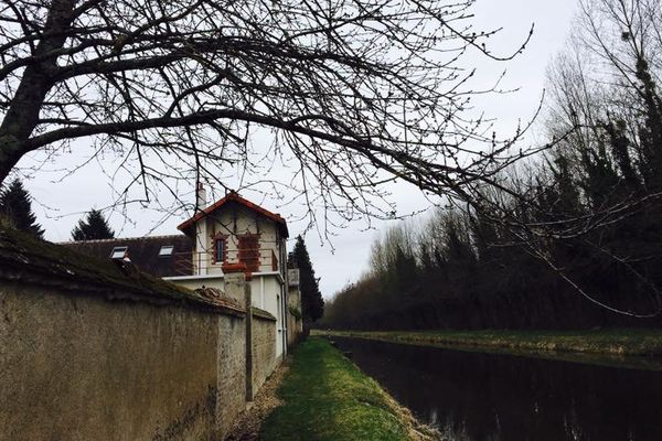 Canal d'Orléans, DONNERY