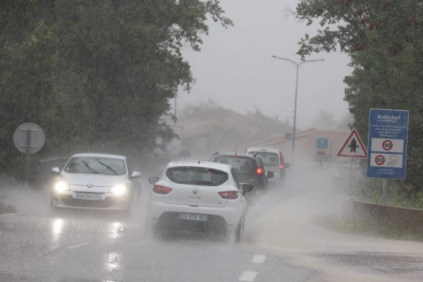 Après une nuit de fortes pluies, l'Ardèche est placée en vigilance orange pour les crues ce vendredi 20 octobre.