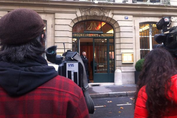 Le comité central d'entreprise d'Air Franc e a été délocalisé dans le 16ème arrondissement de Paris, le 22 octobre 2015.