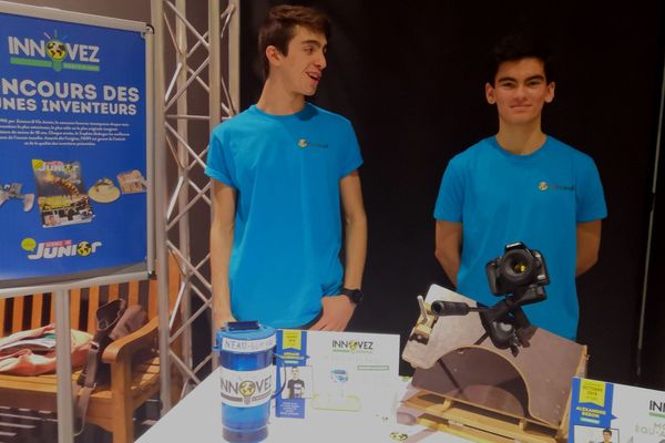 Arnaud et Alexandre, lauréats du concours Innovez Science et Vie Junior.