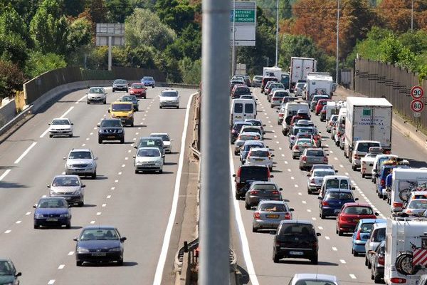 Samedi rouge dans le sens des retours et vert dans le sens des départs