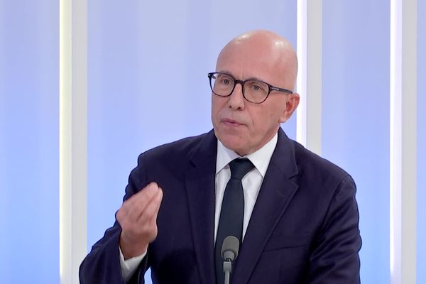 Eric Ciotti, président de l'UDR (Union des Droites) réagit ) la nomination de François Bayrou comme Premier Ministre