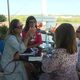 Quand ils en ont l'occasion, de nombreux commerçants installent des rooftops, ces terrasses en hauteur et en plein air. À Bordeaux, ils sont une quinzaine à accueillir de la clientèle tous les soirs.