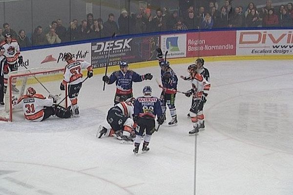 Les hommes de Luc Chauvel l'ont emporté 4-3 face à Epinal samedi soir