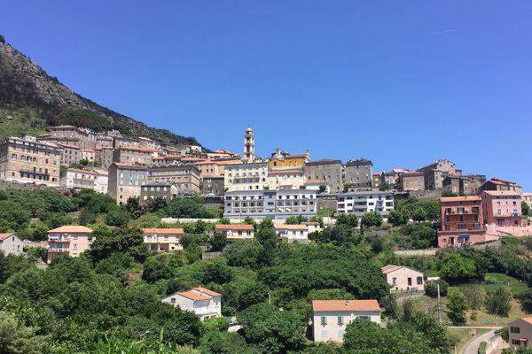 Un ciel nuageux toute la journée.