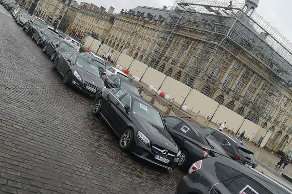 Les chauffeurs VTC investissent à nouveau les rues de Bordeaux ce mercredi.