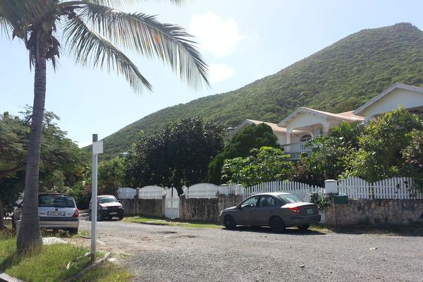 La rue ou habitait le couple Turquin, à Saint-Martin, aux Antilles. 