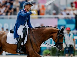 Alexandre Ayache et son cheval,Jolene, lors des épreuves de dressage durant les Jeux olympiques Paris 2024 au Château de Versailles, Paris, le 31 Juillet 2024.