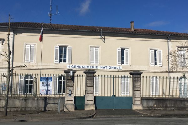 Les gendarmes de Marmande mènent l'enquête après le meurtre de la jeune femme tuée de plusieurs coups de couteau le 17 février 2022 dans le centre-ville.