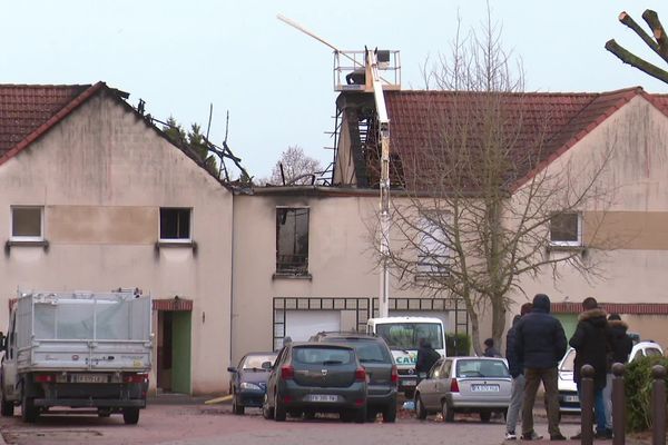 La piste du féminicide est privilégiée pour la femme décédée hier dans l'incendie de son pavillon