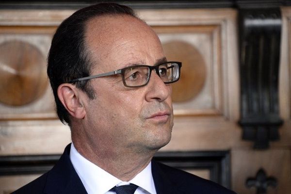 François Hollande sur les agriculteurs: "Actions ou non, nous sommes à leur côté".