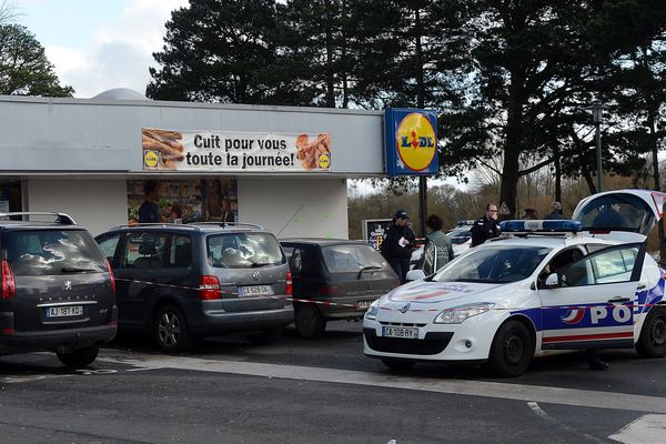 Les faits se sont déroulés devant ce magasin de Malakoff à Nantes