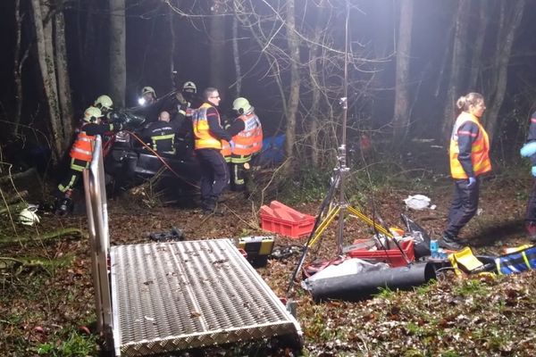 Un accident de la route fait deux morts et deux blessés près d'Auxonne