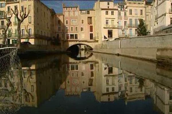 Les 2 km du canal de la Robine traversent la ville de Narbonne - janvier 2016