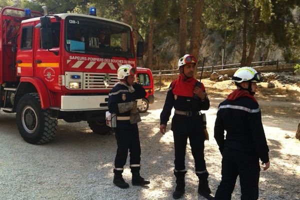 Des pompiers en exercice à Port-Miou.