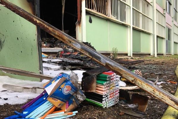 Béziers - les incendies ont ravagé 17 classes de l'école Les Tamaris - novembre 2019