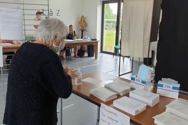 La mobilisation reste faible à 17h en Champagne-Ardenne pour le second tour des élections municipales le dimanche 28 juin. 