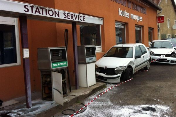 L'accident n'a fait aucun blessé.