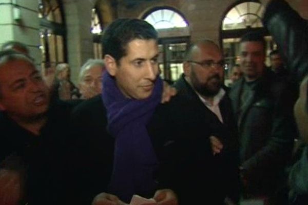 Hicham Boulhamane à son QG de campagne "Génération Creil" après l'annonce des résultats