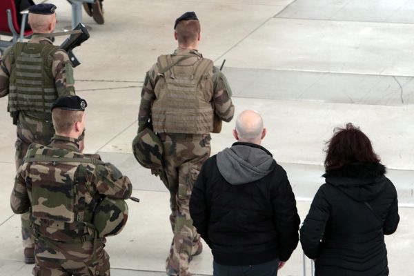 Les militaires de l'opération Sentinelle, à Lille.