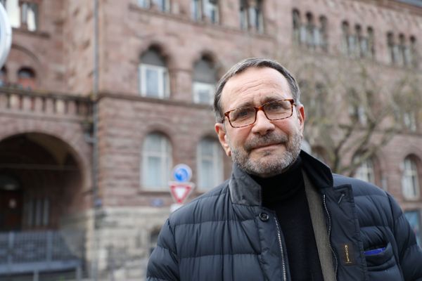 Le docteur Raphaël Pitti est anesthésiste réanimateur, professeur agrégé du Val de Grâce en médecine d’urgence et de catastrophe.