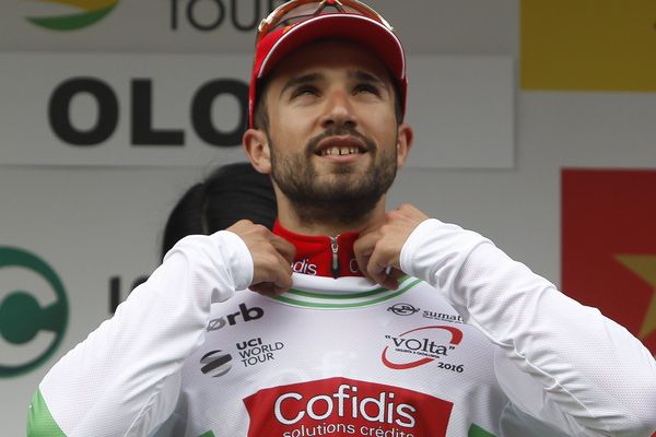 Nacer Bouhanni remporte la 2e étape du Tour de Catalogne mardi 22 mars 2016 avant d'abandonner le lendemain, malade.