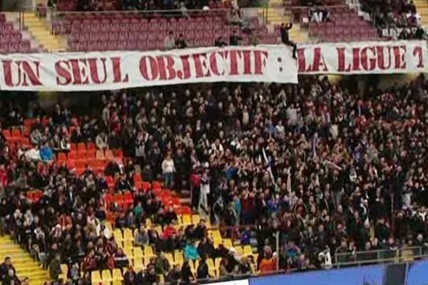 Le voeu des supporters de Metz : réussir en Ligue 2 avec pour objectif la Ligue 1.