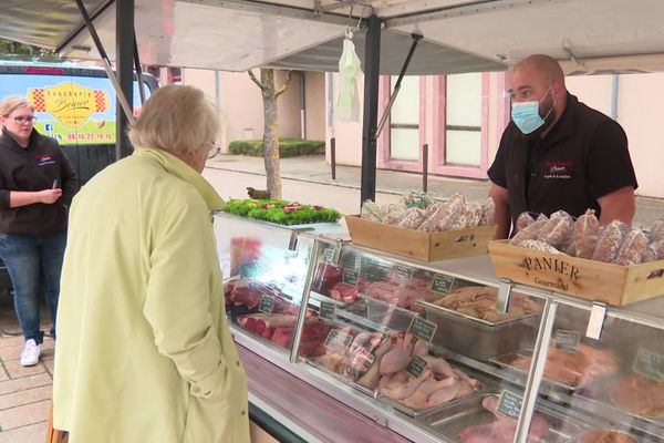 Stéphane Beiner, boucher à Hatten, a lancé plusieurs marchés dans le nord de l'Alsace.